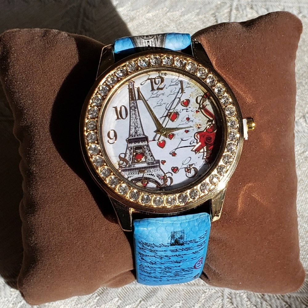 Paris inspired watch with bonus...free sunglasses.